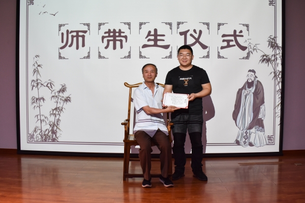 米明仁 王薛文.jpg